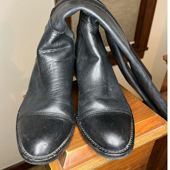 BCBG Judie Black Leather Riding Boot Size 7 - Picture 5 of 10